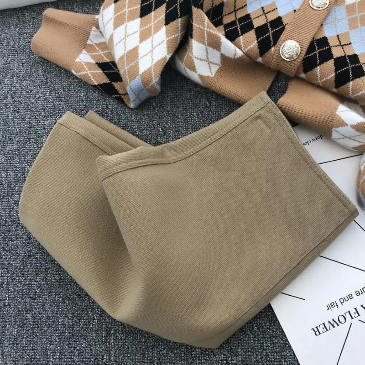Mini Gonne Donna Harajuku Club Solido Tenero Femminile Ins Elegante Casual Retro Primavera Vendita calda Semplice Pantaloni a vi