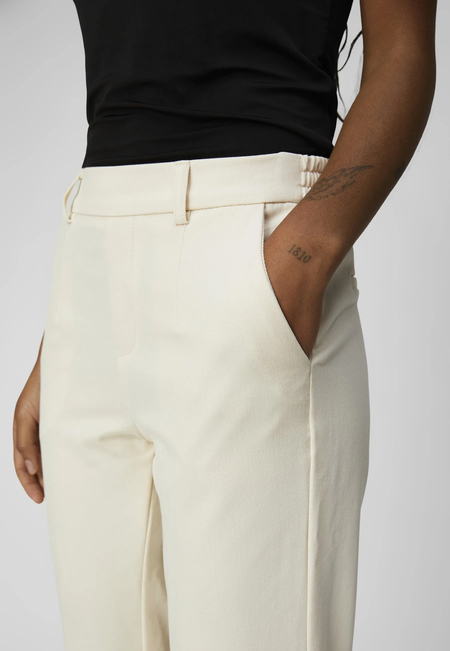 OBJLISA NOOS - Pantaloni