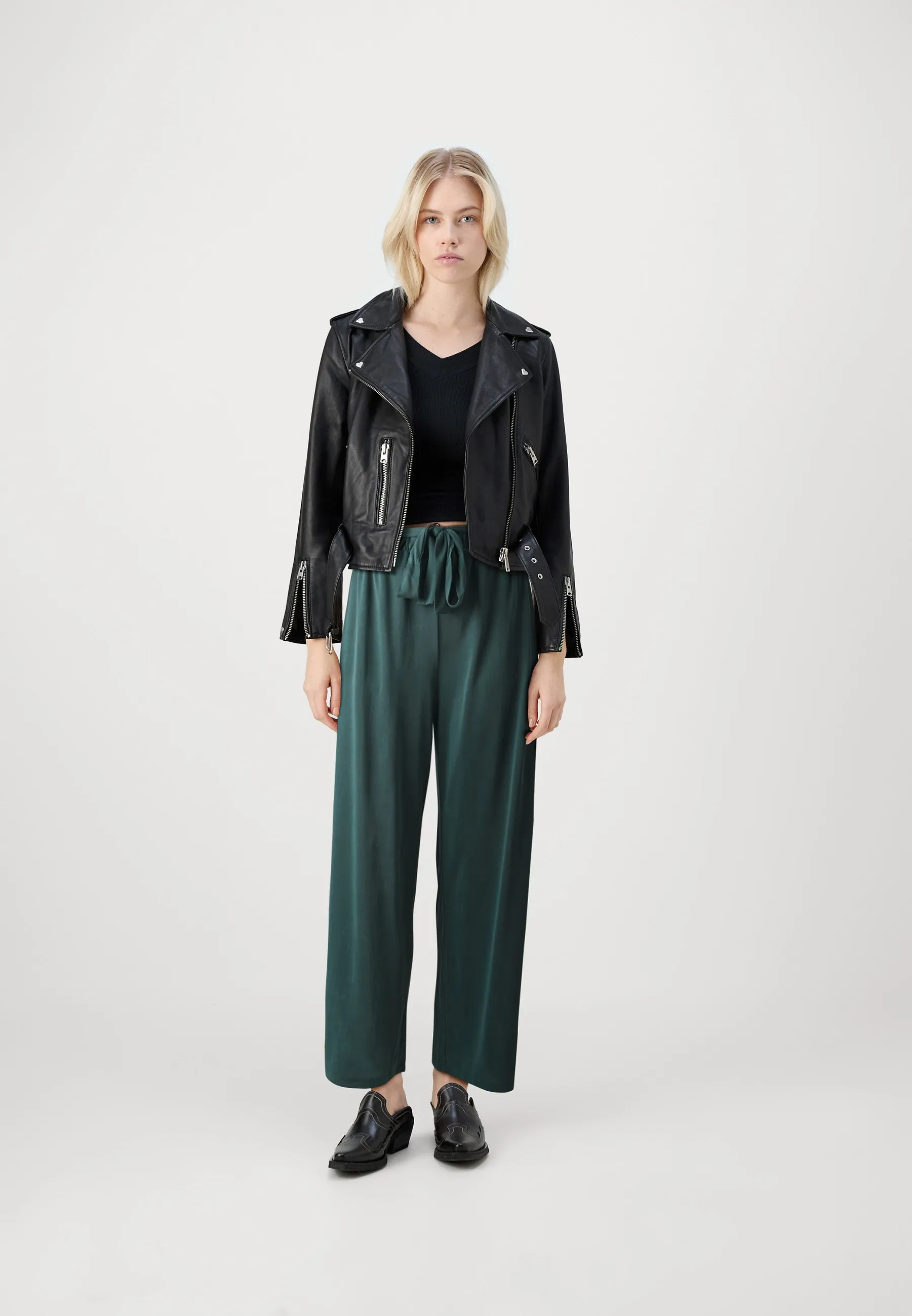 ONLHANNAH PANTS  - Pantaloni