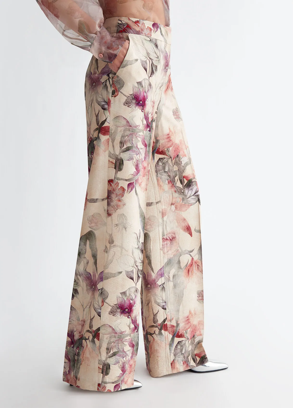 Pantaloni a palazzo floreali