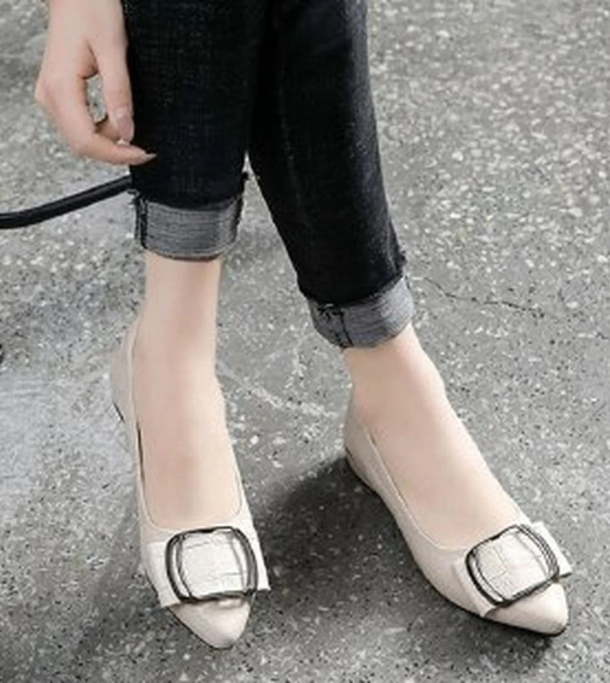 Scarpe in pelle morbida Primavera e autunno da donna 2022 Nuova suola morbida antiscivolo Comode scarpe con tacco spesso Moda do